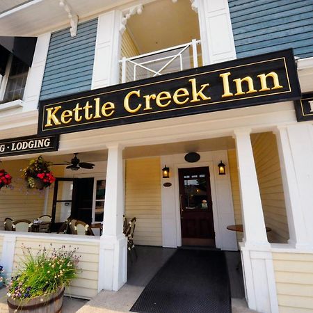 Kettle Creek Inn Порт Стенли Екстериор снимка
