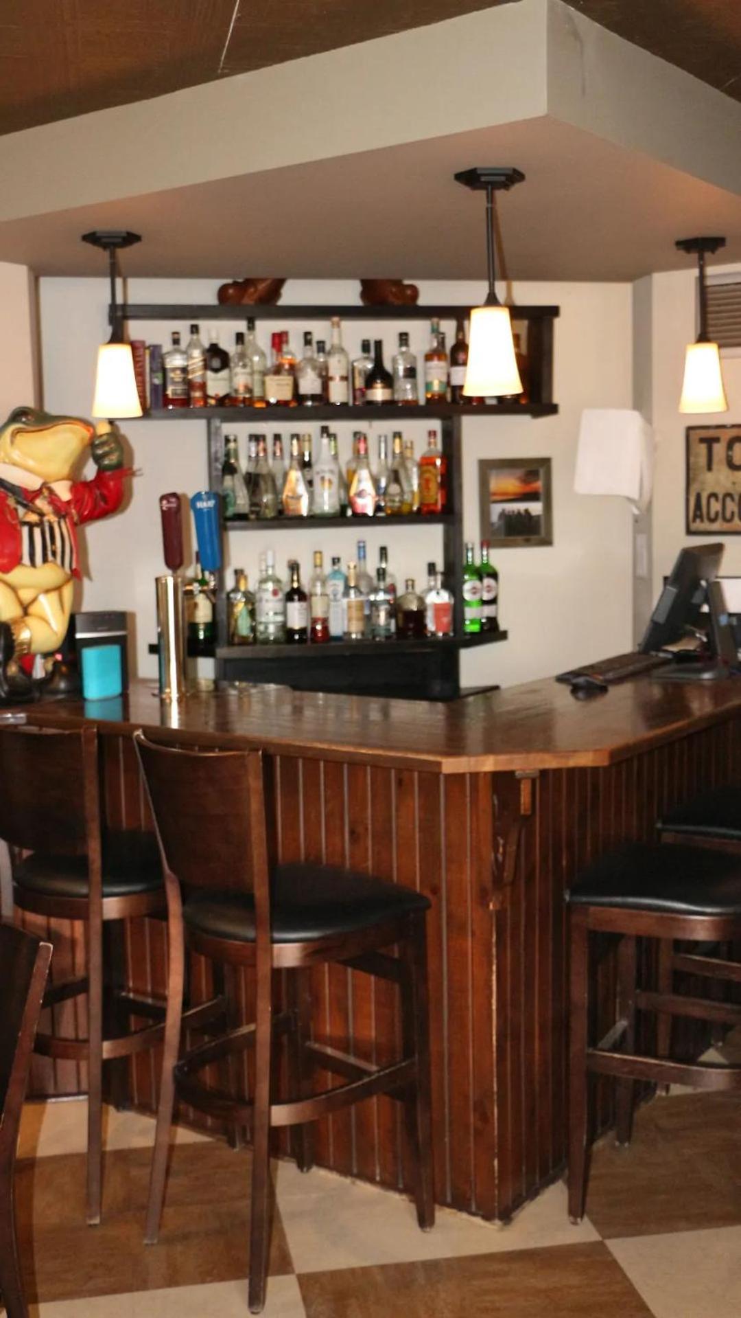 Kettle Creek Inn Порт Стенли Екстериор снимка