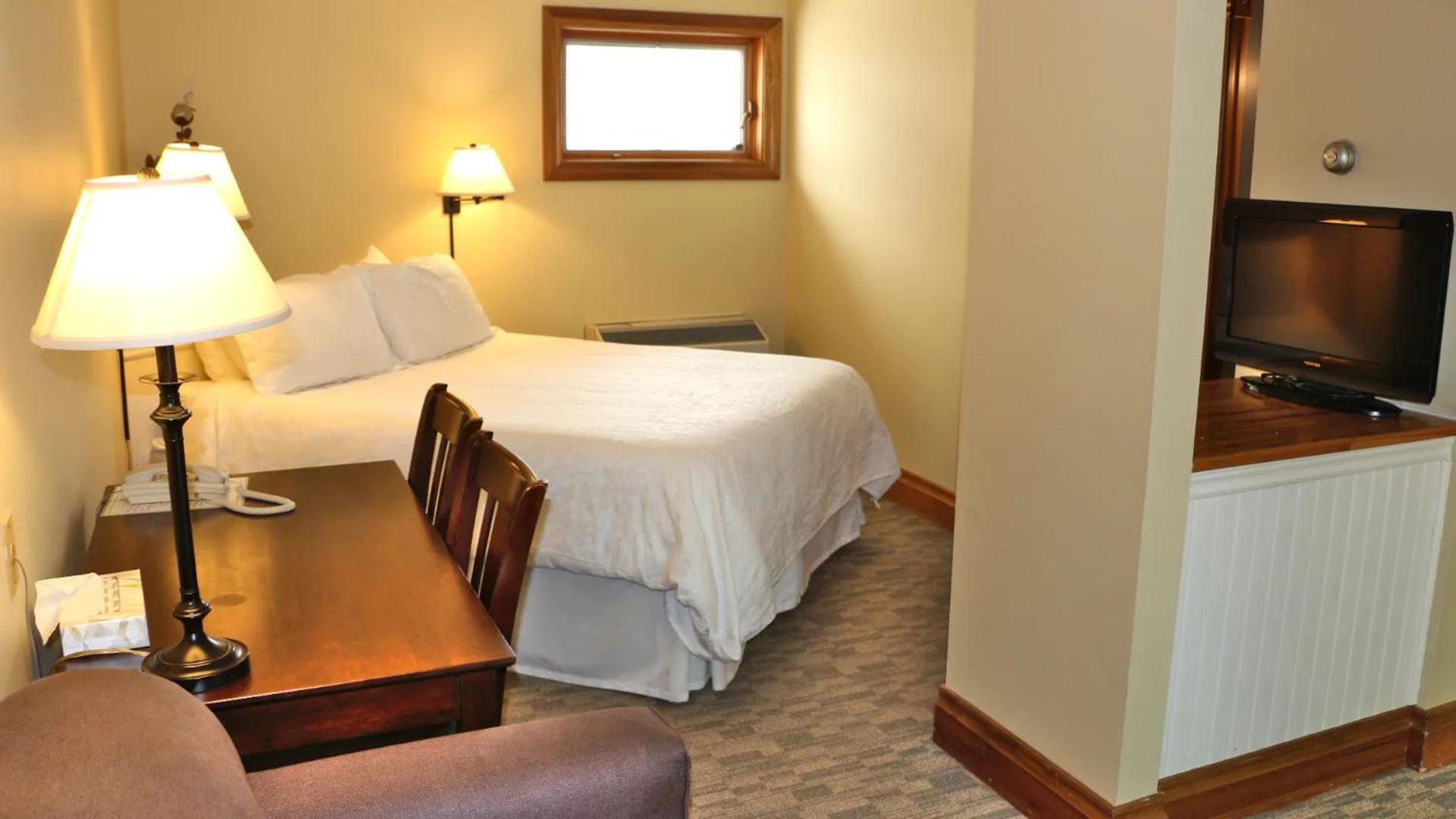 Kettle Creek Inn Порт Стенли Екстериор снимка