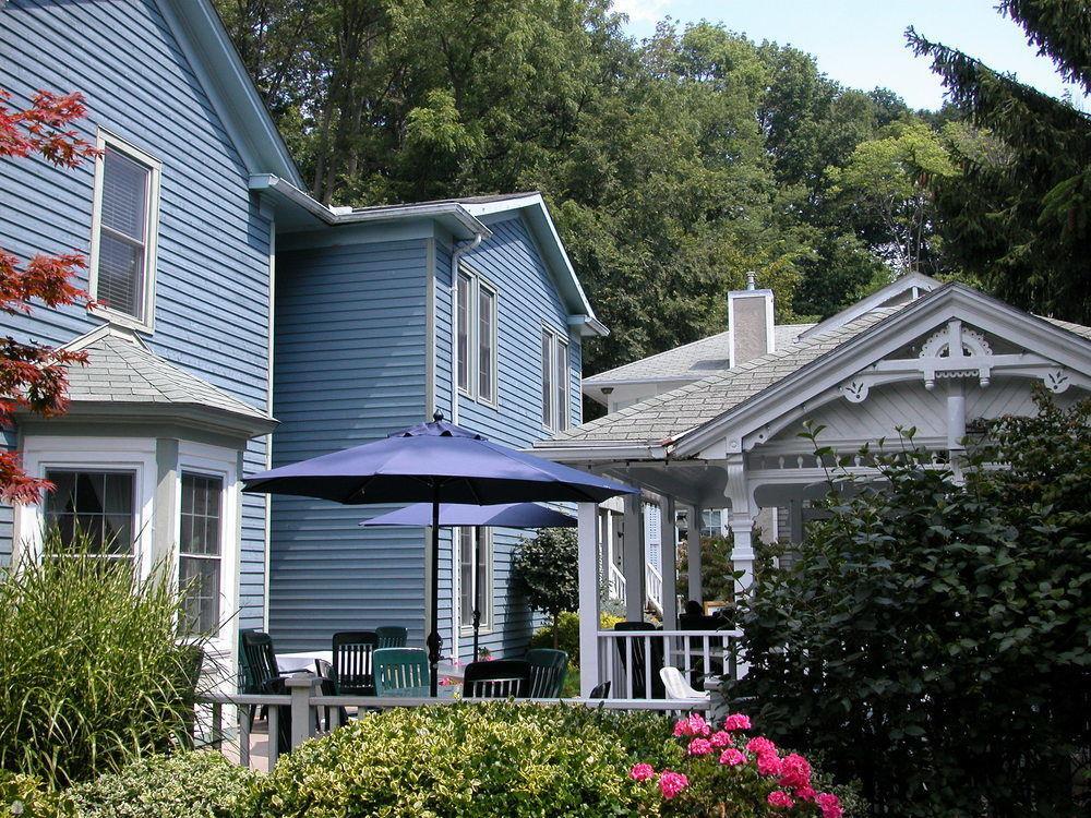 Kettle Creek Inn Порт Стенли Екстериор снимка