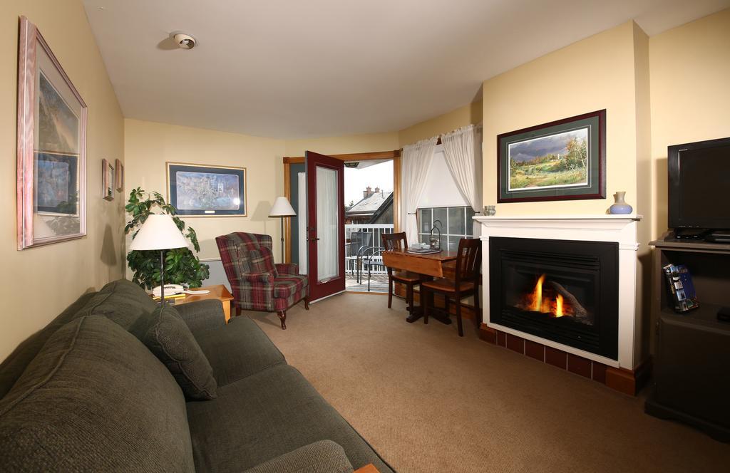 Kettle Creek Inn Порт Стенли Екстериор снимка